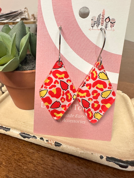 KC Arrowhead Cheetah Print Acrylic Dangle Earrings